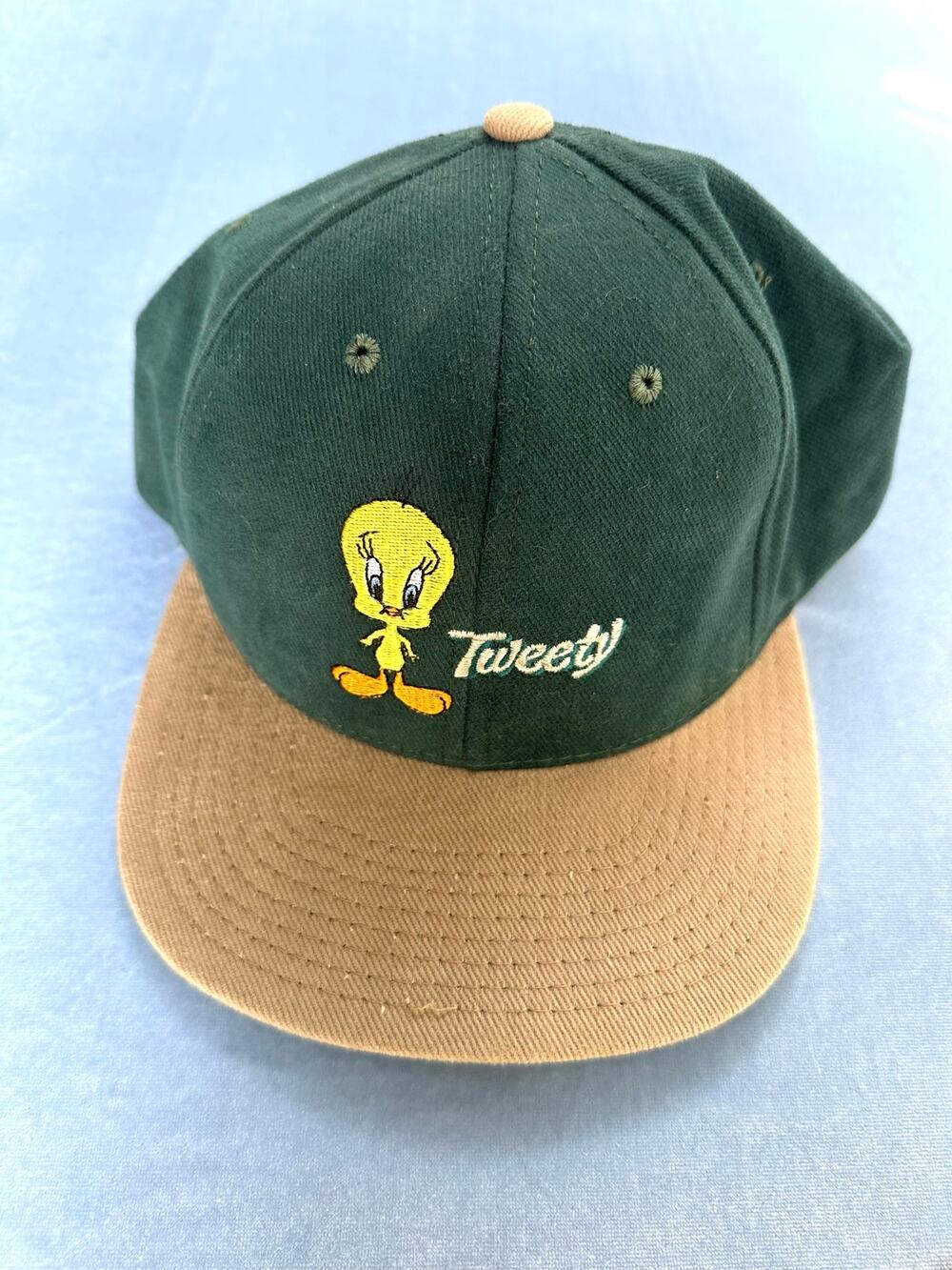 VTG 1991 Tweety Bird Warner Bros Hat Fitted XL Green Beige Cap Looney Tunes
